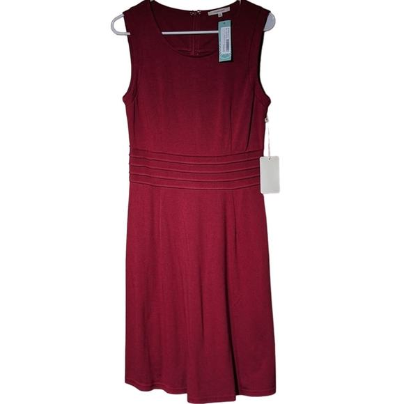41Hawthorn Burgundy Dita Sleeveless Ponte Knit Tuck Pleated NWT Womens Sz M - Picture 1 of 15